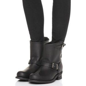 Frye Women's Engineer 8R size 8